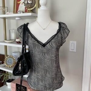 Studio M Black and White Wave Pattern Blouse Size L